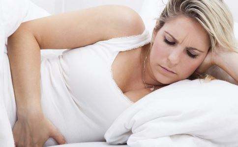 女性患上宫颈囊肿该怎么治疗呢