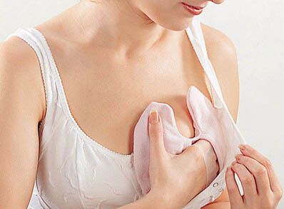 造成产后急性乳腺炎的原因及危害都有哪些