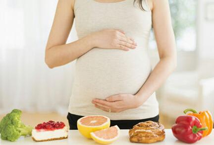 孕期有流产迹象需要如何保胎呢？