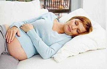 孕妇睡觉时如何避免十大不良睡姿?